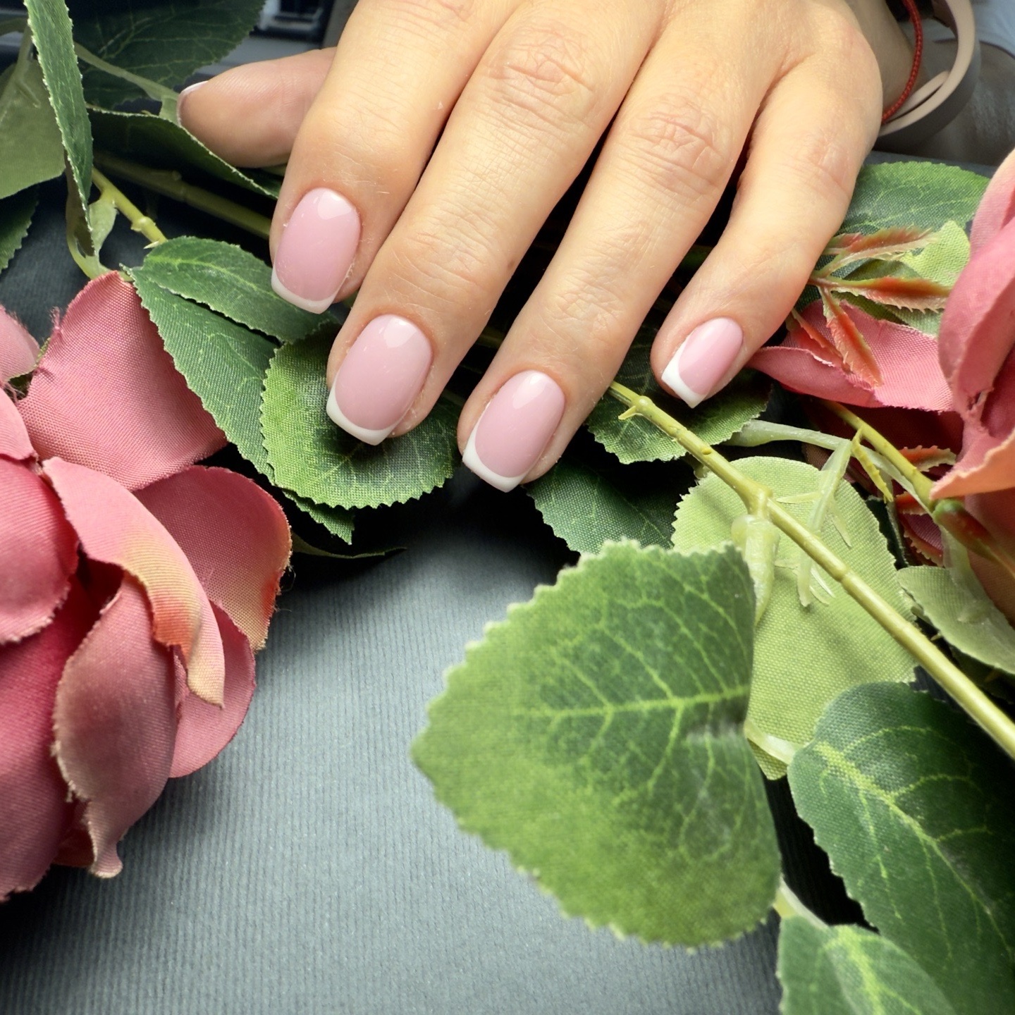 Маникюр – Nails by Adriana